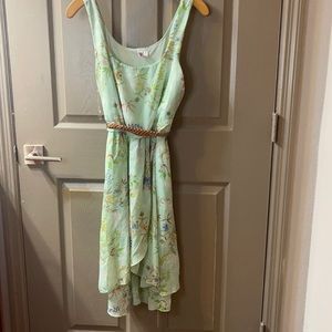 Size M. Elegant Mint green, with multicolor flower